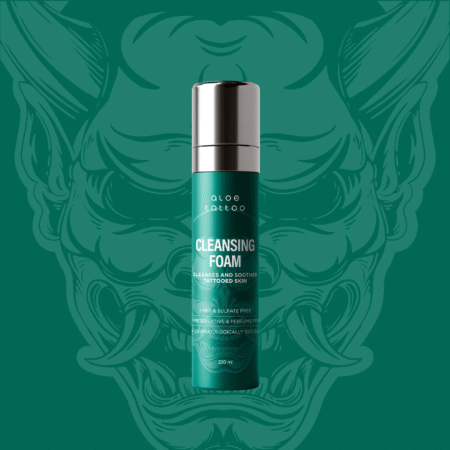 Professionaalne antibakteriaalne roheline vaht tätoveerimise ajal naha puhastamiseks ja hügieeni toetamiseks stuudios