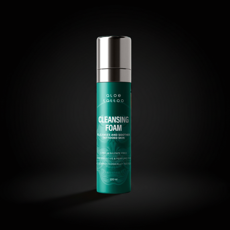 Aloe Tattoo antibakteriaalne roheline vaht 220 ml on õrn puhastusvaht tatoveeritud naha hügieeniliseks hoolduseks stuudios ja kodus